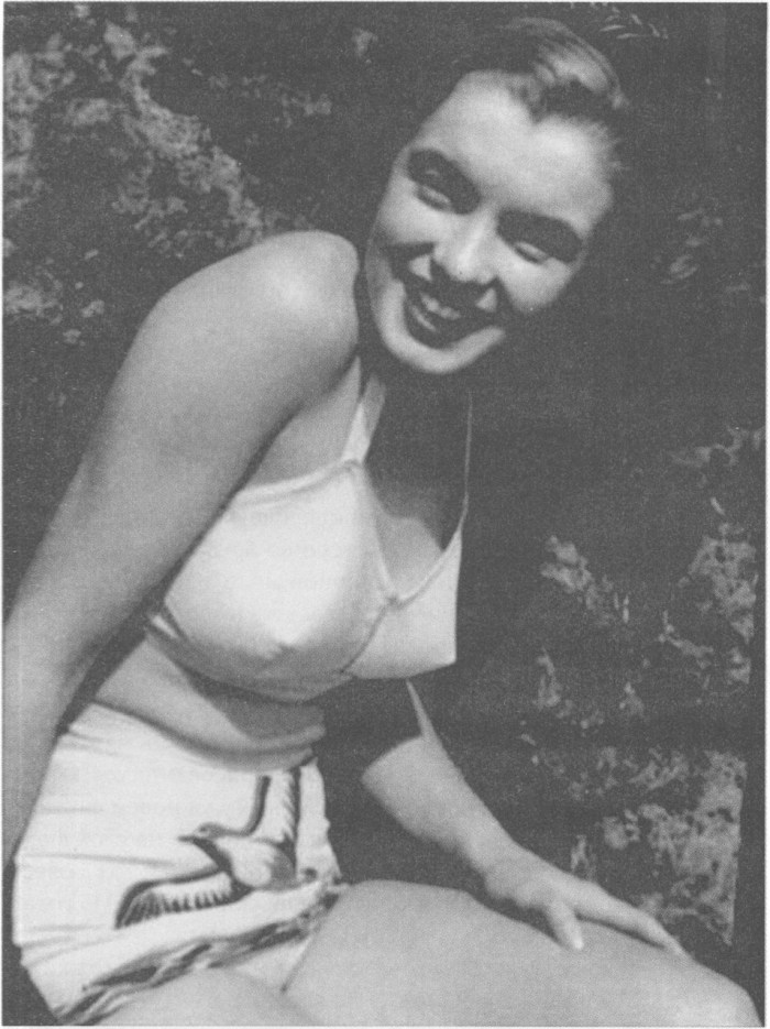 Playboy bunnies 1960