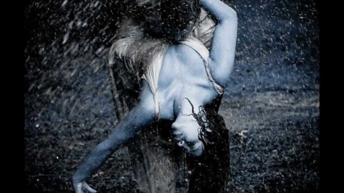 Photo shoot in the rain nude