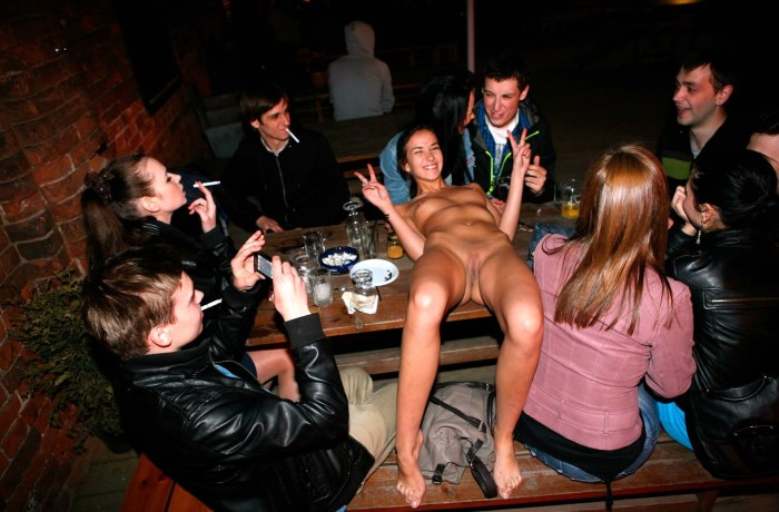 Public expression in the cafe