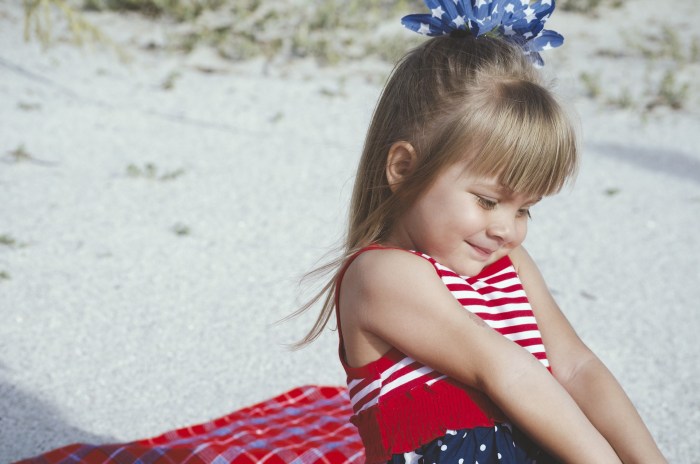 Hairstyle for the beach child