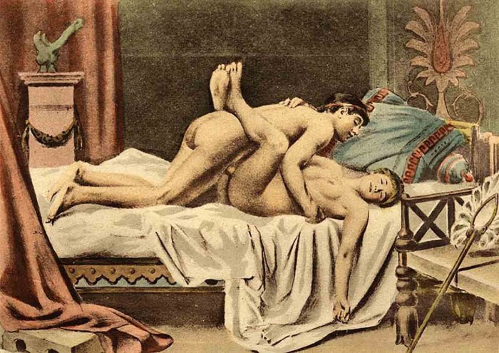 Naked women in antiquity