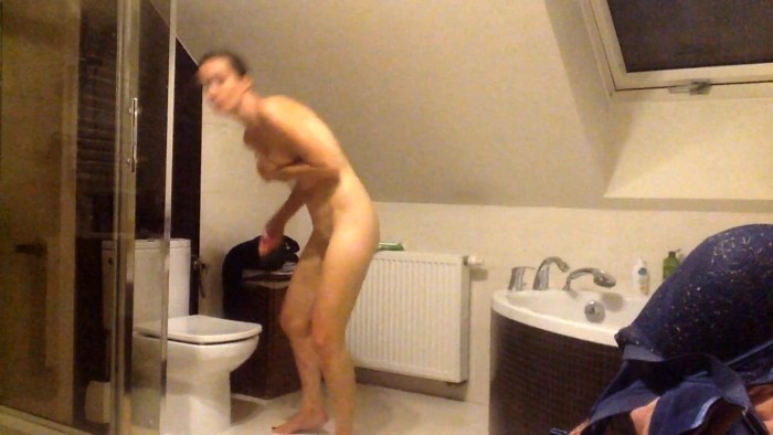 Naked women in a public bath