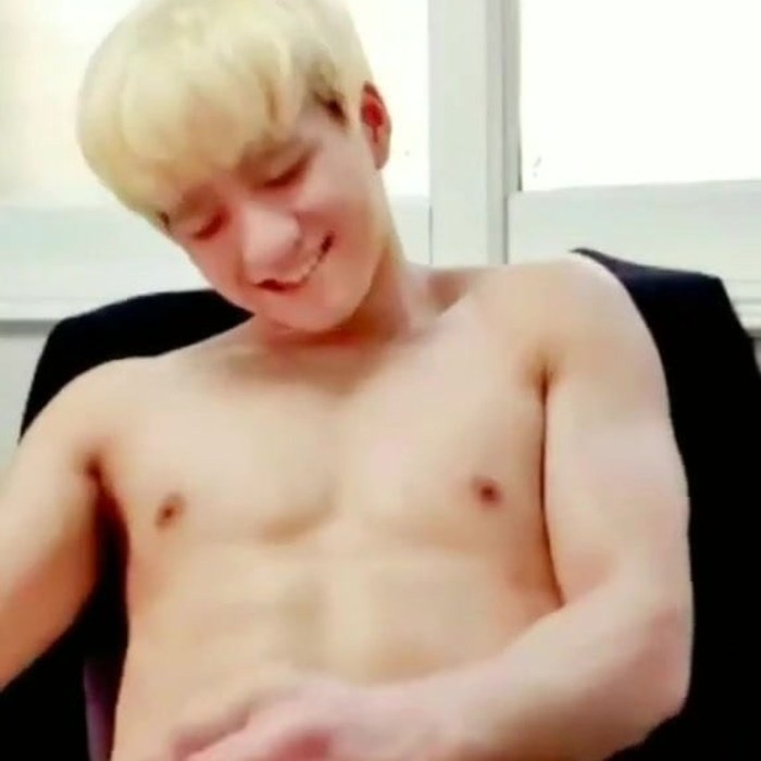 Korean guys masturbation
