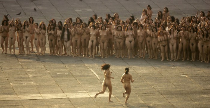 A lot of naked women