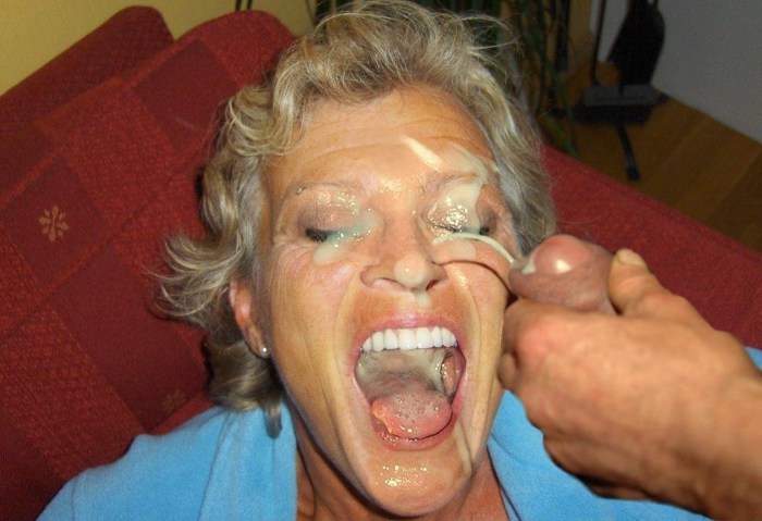 The face of the old woman in death