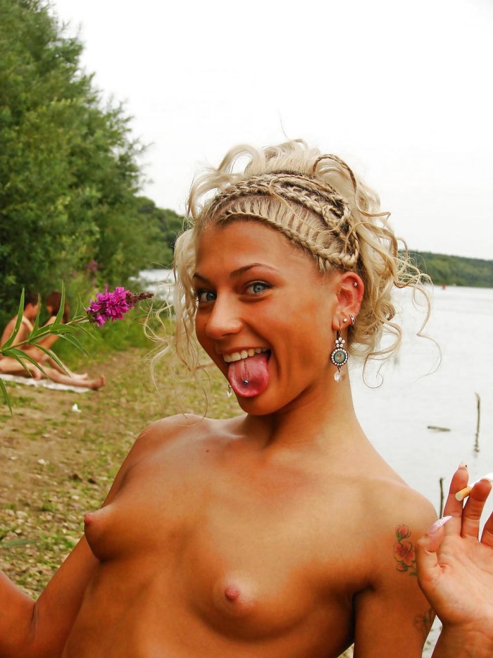 Daria Sagalova Bukina striptease