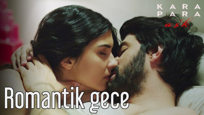 Elif and Omer kiss