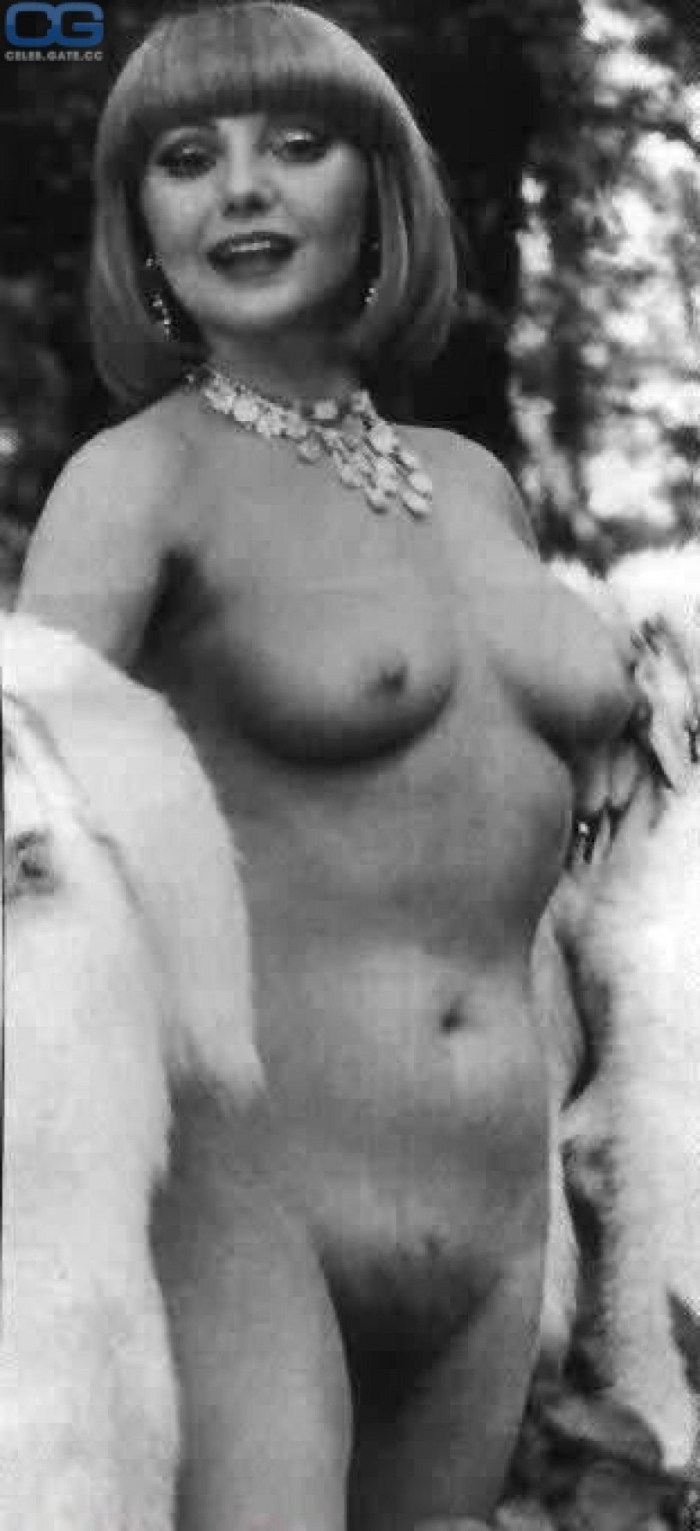 Gina lollobrid, naked