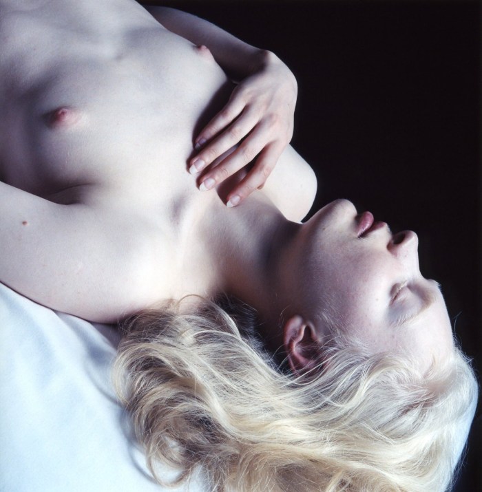 Beautiful naked Albino