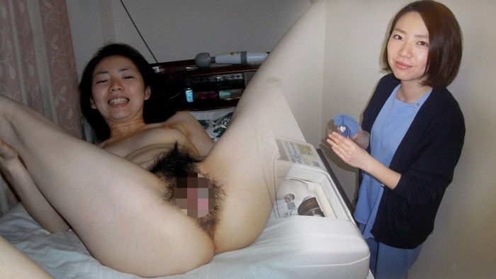 Naked mature Japanese amateur