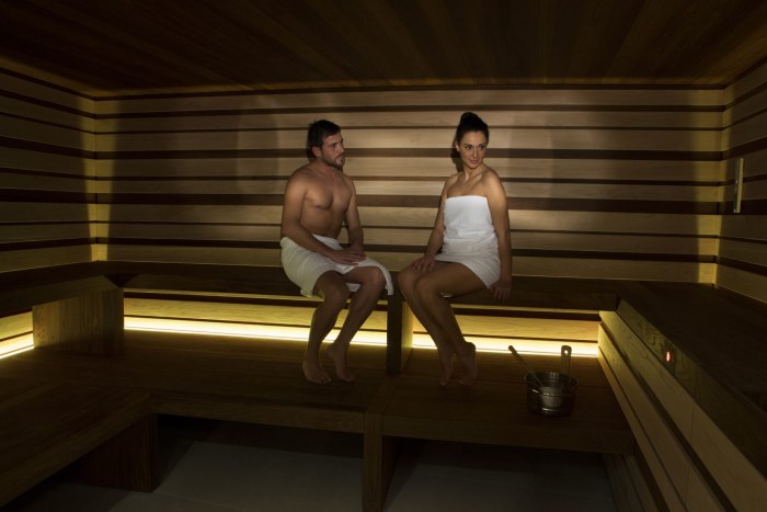Sauna Voyeur, Mixed Sauna Voyeur German - Videosction ..