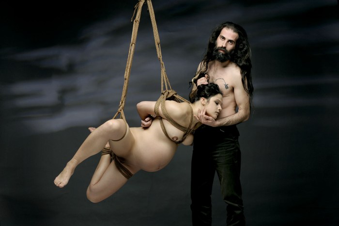 Shibari Pregnant BDSM