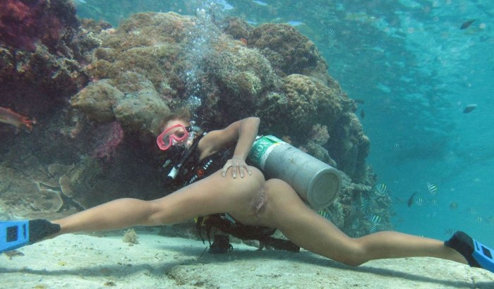 Nikki Thorne Naked Diving