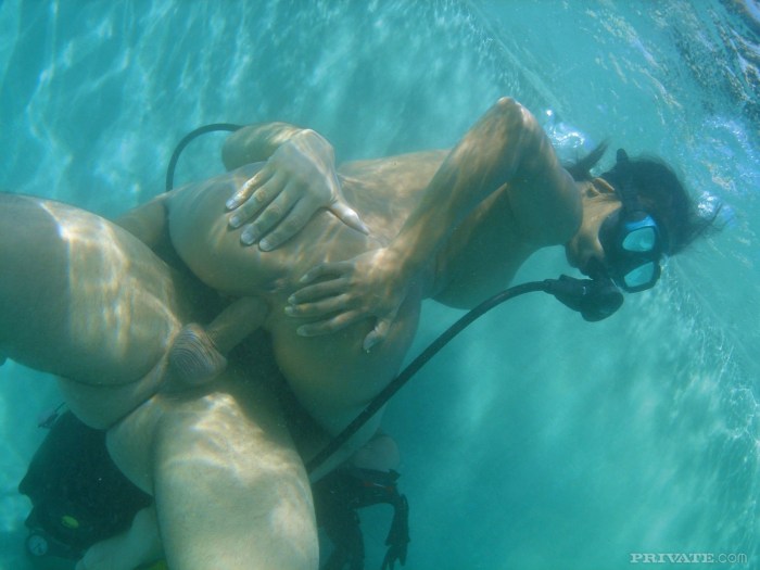 Naked under water coarsely