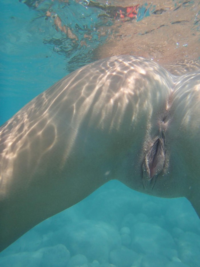 Naked under water coarsely