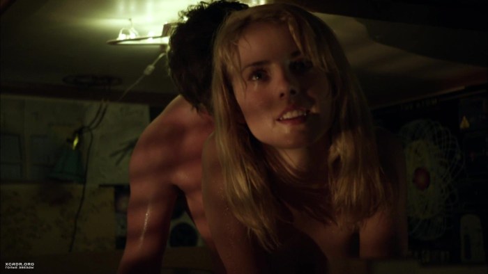 Laura Slade Wiggins shameless