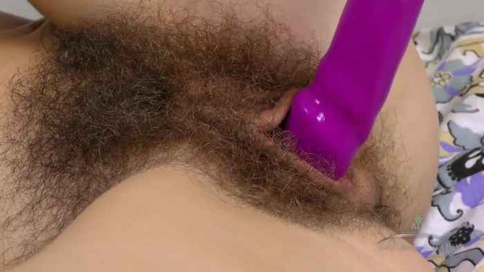 Long hair hairy pussy