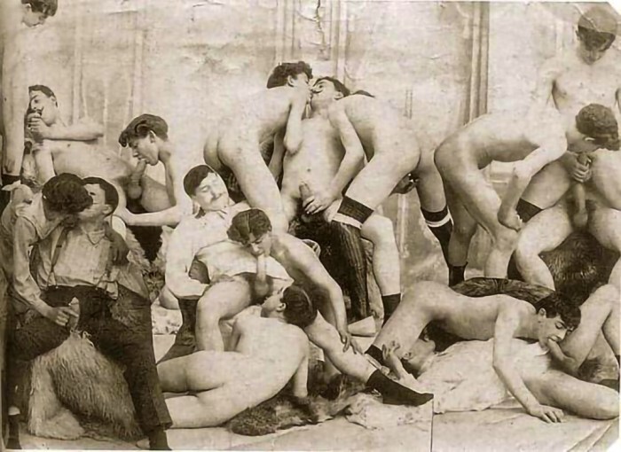 Pornography of World War II