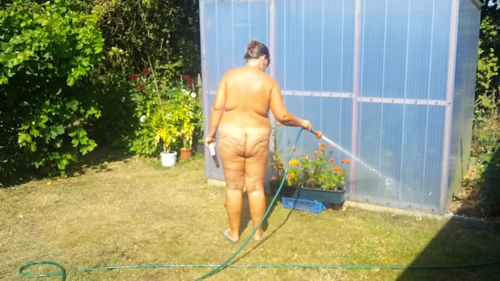 Ladies Vagorod without panties