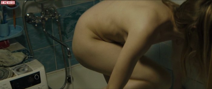 Actress Alina Lanina Nude