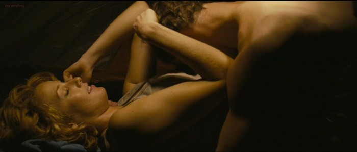 Kelly Rilely Naked Breast