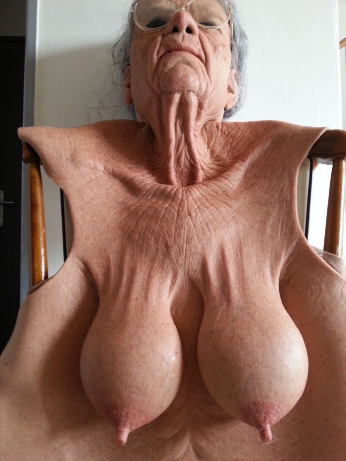 Old women with big bits