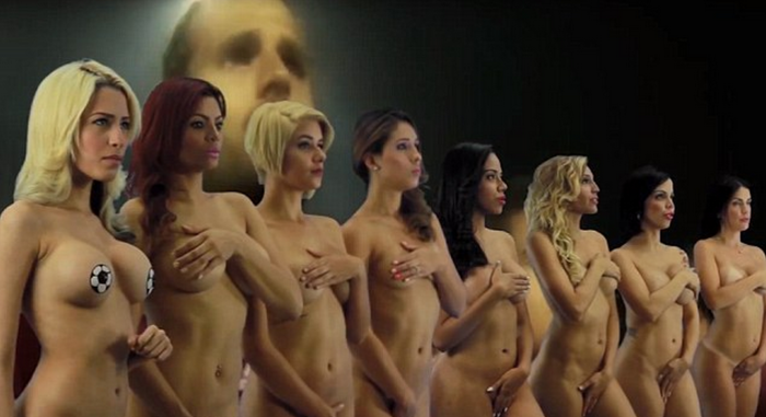 Beautiful shows of naked girls
