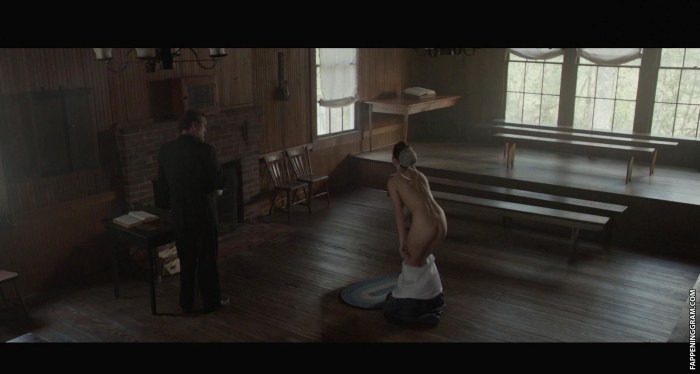 Alicia Debem-Cerry is naked